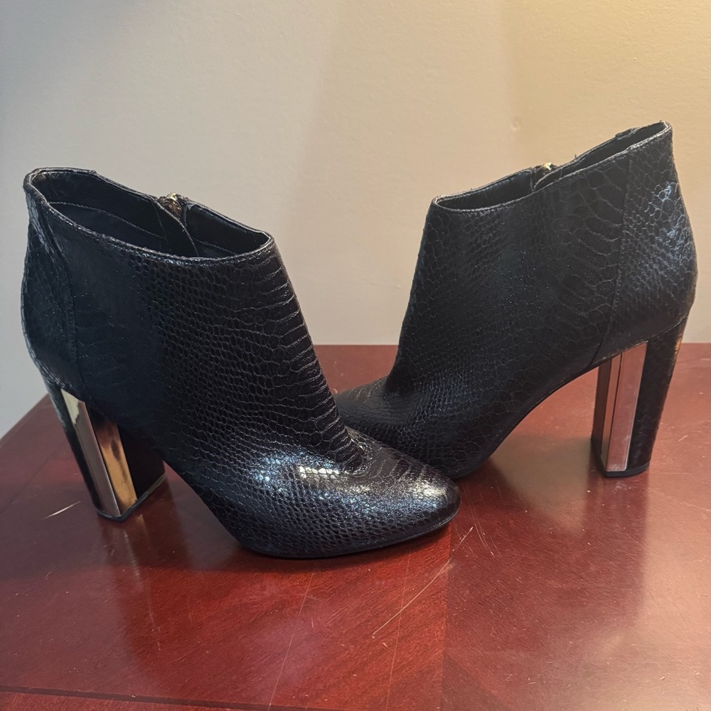 Black Textured Ankle Boots with Gold Heels